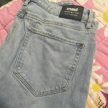 Mavi Mağazasında Hızlı Aşınan Kot Pantolon İçin Değişim Ve İade Talebi