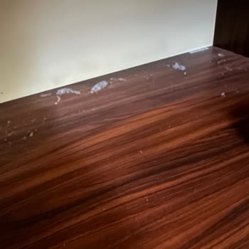 Otelin Temizlik Ve Asansör Sorunları Konaklamayı Tehlikeye Atıyor