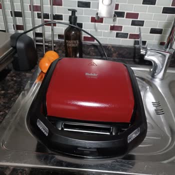Sadece İki Kullanımdan Sonra Çalışmayan Waffle Makinesi