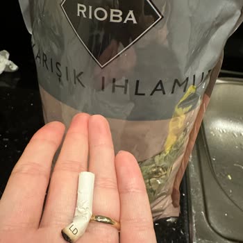 İhlamur Paketi İçinde Sigara İzmariti Sağlık Endişesi