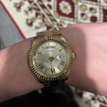 Su Geçirmez Olduğu Söylenen Saat Yağmurda İçinde Su Alarak Bozuldu