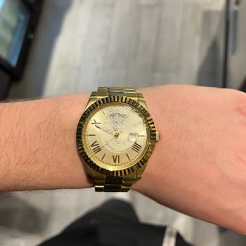 Su Geçirmez Olduğu Söylenen Saat Yağmurda İçinde Su Alarak Bozuldu