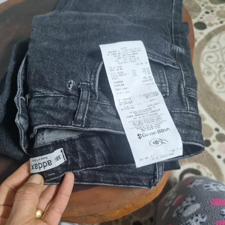 Addax Mağazasında İlk Kullanımda Yırtılan Kot Pantolon Ve Çözüm Sunulmayan Müşteri Hizmeti