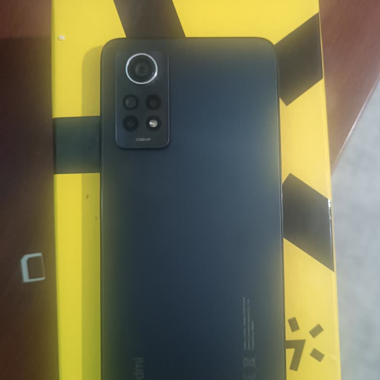 Sahibinden.com'da İki Kez Yanlış Model Telefon Gönderildi, İade Süreci Uzuyor