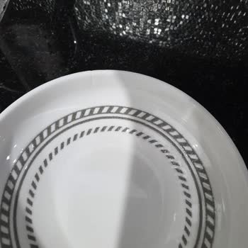 Pierre Cardin Yemek Takımında Sorun