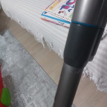 Philips 8000 Aqua Plus Dikey Süpürge Teleskopik Boru Kırıldı Ve Tutma Yeri Kayıyor