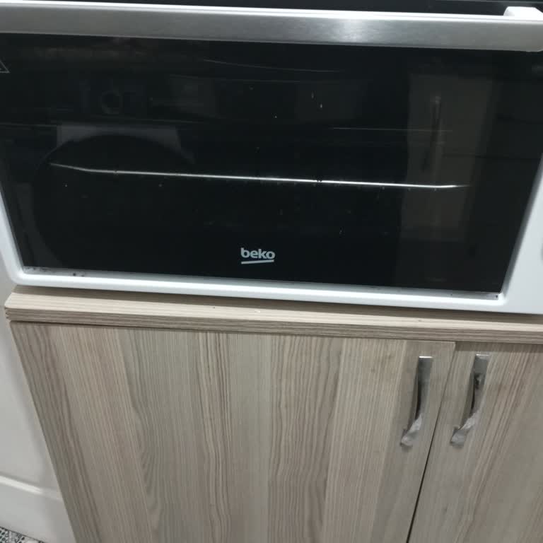 Mini Fırın Pişirme Sorunları: Altı Yanıyor, Üstü Fazla Pişiyor