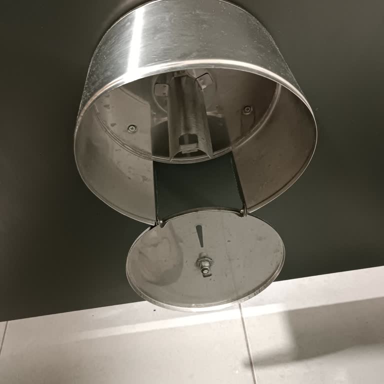 Ankara Etlik Şehir Hastanesi Acil Kadın Doğum Tuvaletlerinde Hijyen Eksikliği