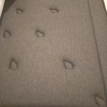 Sert Yatak Nedeniyle Şiddetli Sırt Ve Bel Ağrısı, Yetkili Servis Çözüm Sunmuyor