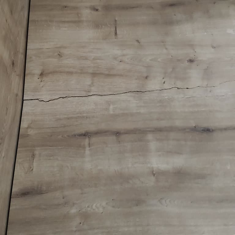 5 Yıllık Garanti Verilen Yatak 8 Ayda Kırıldı, Mağaza Ücretli Onarım Teklif Ediyor