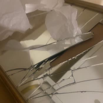 Zara Home’dan Kırık Ayna Ve Geciken İade Şikâyeti