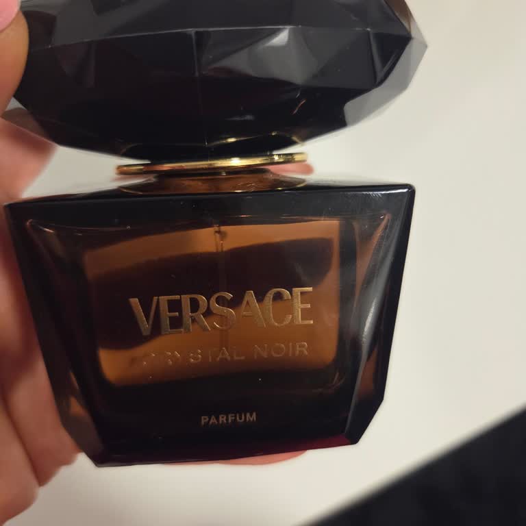 Orijinal Kokusu Olmayan Versace Noir Parfüm İçin Değişim Ve İade Talebi
