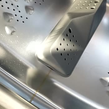 Arçelik Çamaşır Makinesinin Paslanması Ve Şiddetli Titremesi Nedeniyle Tam İade Talebi