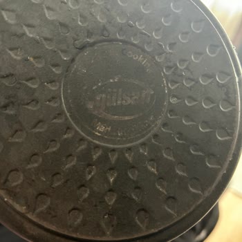 Gülsan Tencerede Aşınma Ve Kararma Oluştu