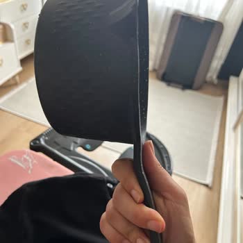 Gülsan Tencerede Aşınma Ve Kararma Oluştu