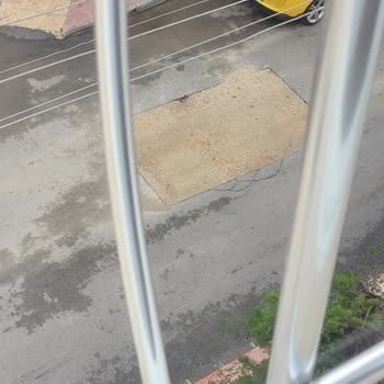 Menderes Mahallesi Bakanlık Caddesi Asfalt Sorunu İçin Acil Çözüm Talebi