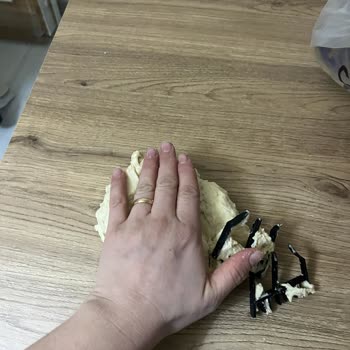 Plastik Kokusu Ve Kırılan Aparatlar Nedeniyle Yedek Parça İstiyorum