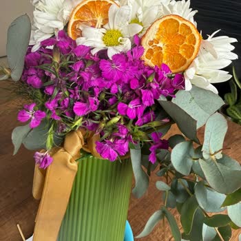 Doğum Günü Çiçeği Solmuş Ve Çözüm Sunulmadı