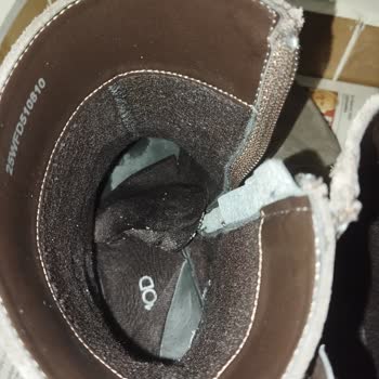 10 Gün İçinde Deforme Olan Botta İç Taban Sorunu Ve Tüketici Hakları Talebi