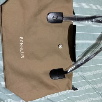 Yanlış Renk Çanta Ve Cevapsız İletişim Sorunu