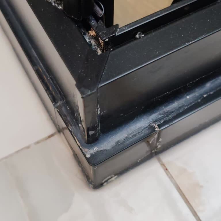 Brosis Duşakabin, Çelik Çatı Ve Dış Cephe Sistemleri Duşakabin Su Sızdırmaya Başladı