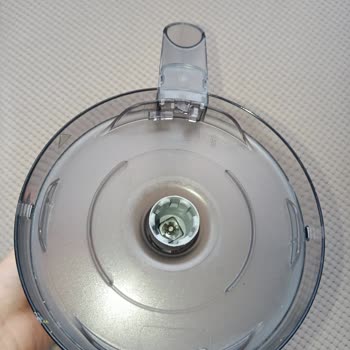 Bosch MCM3501M Mutfak Robotunda Plastik Parçalar Kırılıyor Ve Ücretsiz Değişim Talep Ediyorum