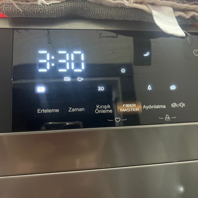 Uğur Kurutma Makinesinde Sürekli Uyarı Ve Ücretsiz Servis İsteği