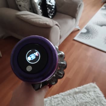 Sürekli Filtre Uyarısı Ve Çekim Gücü Düşmesiyle Sorun Yaşatan Dyson V11!