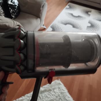 Sürekli Filtre Uyarısı Ve Çekim Gücü Düşmesiyle Sorun Yaşatan Dyson V11!