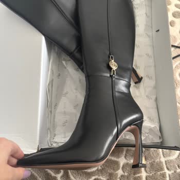 Fermuarı Kapanmayan Çizme Ve Mağaza Müdürünün Reddine Karşı İade Talebi