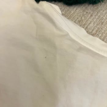 İkinci Giyildiğinde Delik Açan Beymen Club Tişörtü Ve Çözüm Bulunamayan Müşteri Hizmetleri