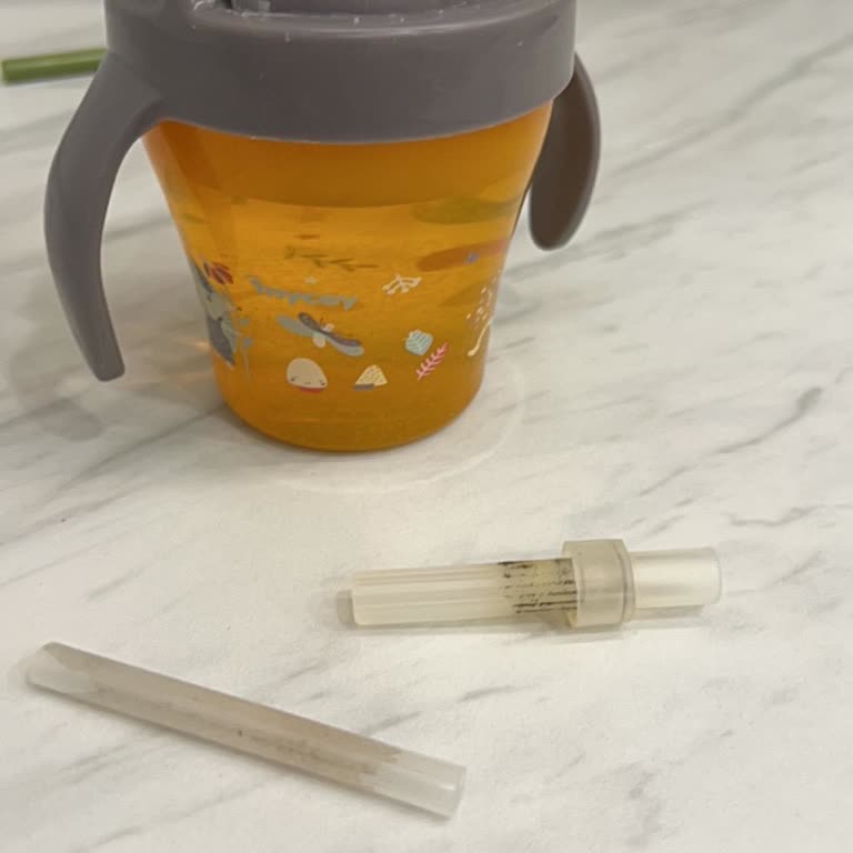 Küflenmiş Pipetli Mycey Suluk İçin Yedek Parça Talebi Ve Hijyen Endişesi