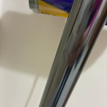 Dyson V12 Serviste Aldığı Vuruk İzleriyle Geri Döndü Ve Değişim Talep Ediyor