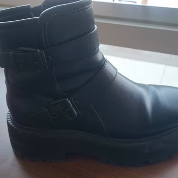 Deichmann Botunun Tabanı Kısa Sürede Yarıldı Ve Kullanıcı Hatası İddiası!