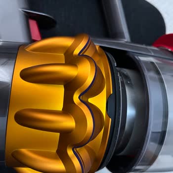 Dyson V15 Detect Kırılan Gövde İçin Garanti Kapsamında Sıfır Ürün Değişimi Talebi!