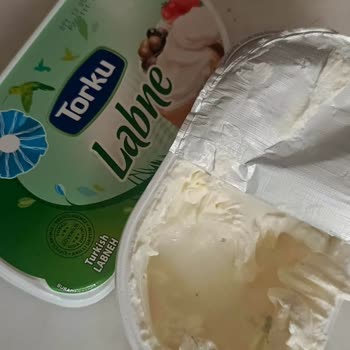 Torku Labne Peynirindeki Yeşil Parçalar Çocuklarımın Sağlığını Tehlikeye Attı