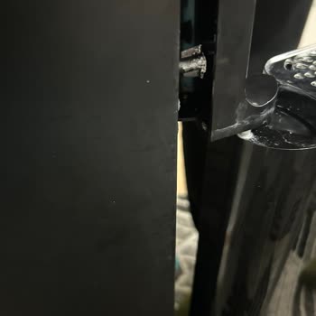 Garanti Servisi Ürünü Kullanılamaz Hale Getirdi, Ücret İadesi Ve Değişim İstiyor