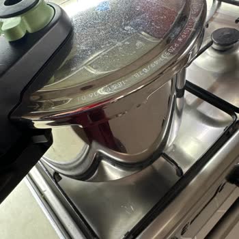 Kapağından Sürekli Hava Kaçıran Sensörlü Düdüklü Tencere İçin Garanti Çözümü Talebi