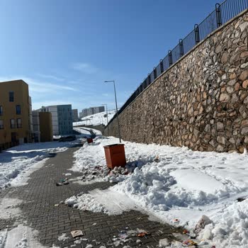 Kahramanmaraş’taki TOKİ Deprem Konutunda Çok Sayıda Ayıplı Ve Eksik İnşaat