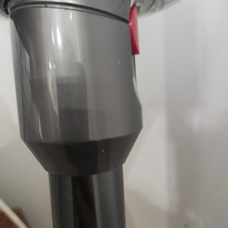 Dyson Ana Gövde Değişiminden Sonra Boru Bağlantısında Oynama Ve Kalite Endişesi