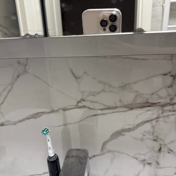 Vitra Sento Banyo Dolabındaki Aynalarda Kararma Ve Paslanma, Ücretsiz Değişim Talebi