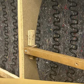 Ayıplı Koltuk Takımı Ve Yanıltıcı Servis Tamiri