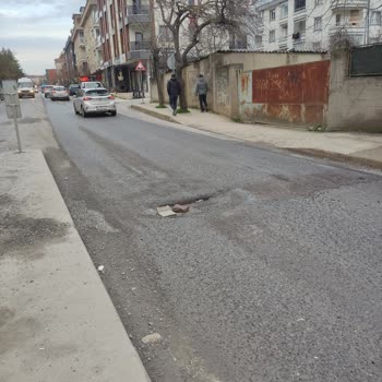 Boğaziçi Caddesi Çukuru Düzgün Doldurulmadı