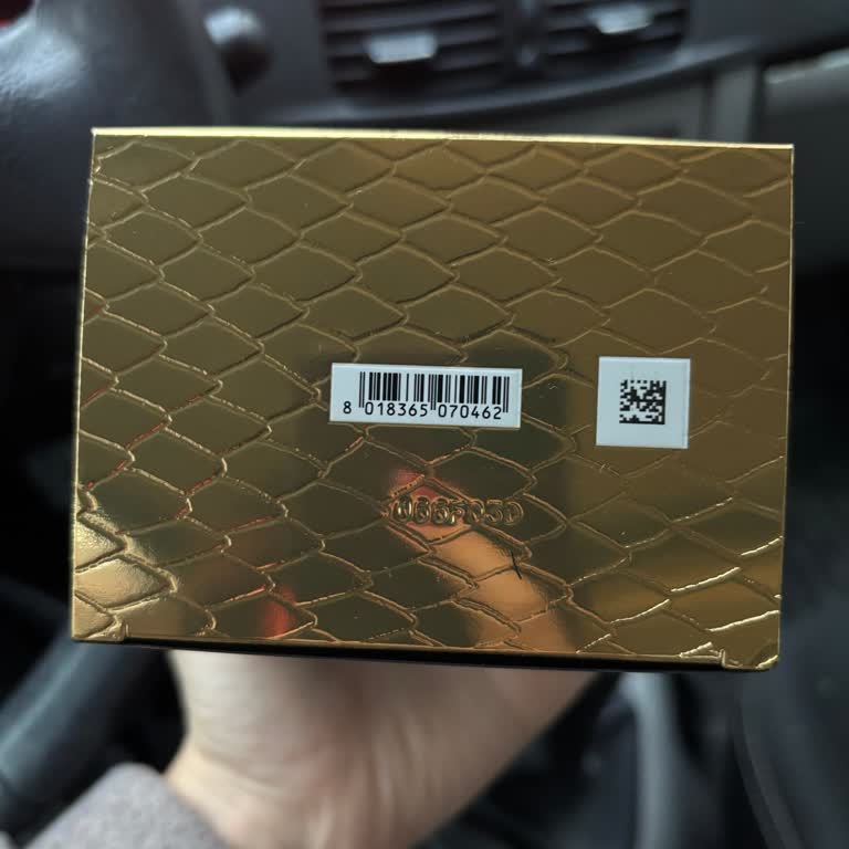 Orijinal Olmayan Versace Parfümü İçin İade Talebi Ve Mağaza Tutumundan Şikayet