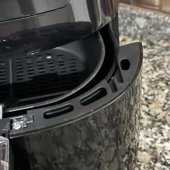 Philips Airfryer Plastik Parça Kırığı İçin Garanti Değişim Talebi