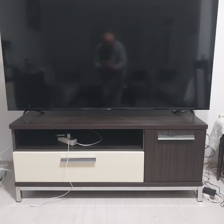 Garanti Süresi Bitmeden TV Açılmıyor, Ücretsiz Servis İstiyorum