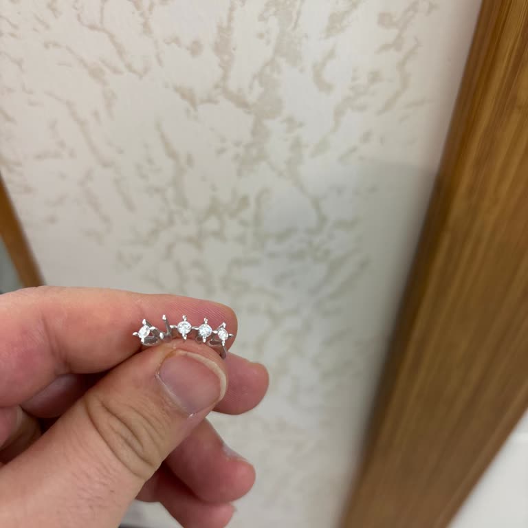 Her Kullanımda Taş Düşen Pırlanta Yüzükte Kalite Sorunu Ve Ücret İadesi Talebi