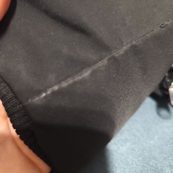 Zara’dan Alınan Su Geçirmez Erkek Ceketi Kusurlu, Sipariş İptal Ve İade Talebi