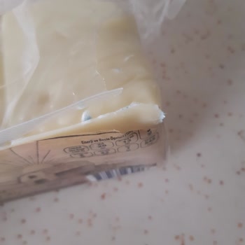 Açılmamış Kaşar Peynirinde Küf Görülmesi Ve İade Talebi