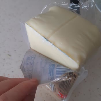 Açılmamış Kaşar Peynirinde Küf Görülmesi Ve İade Talebi